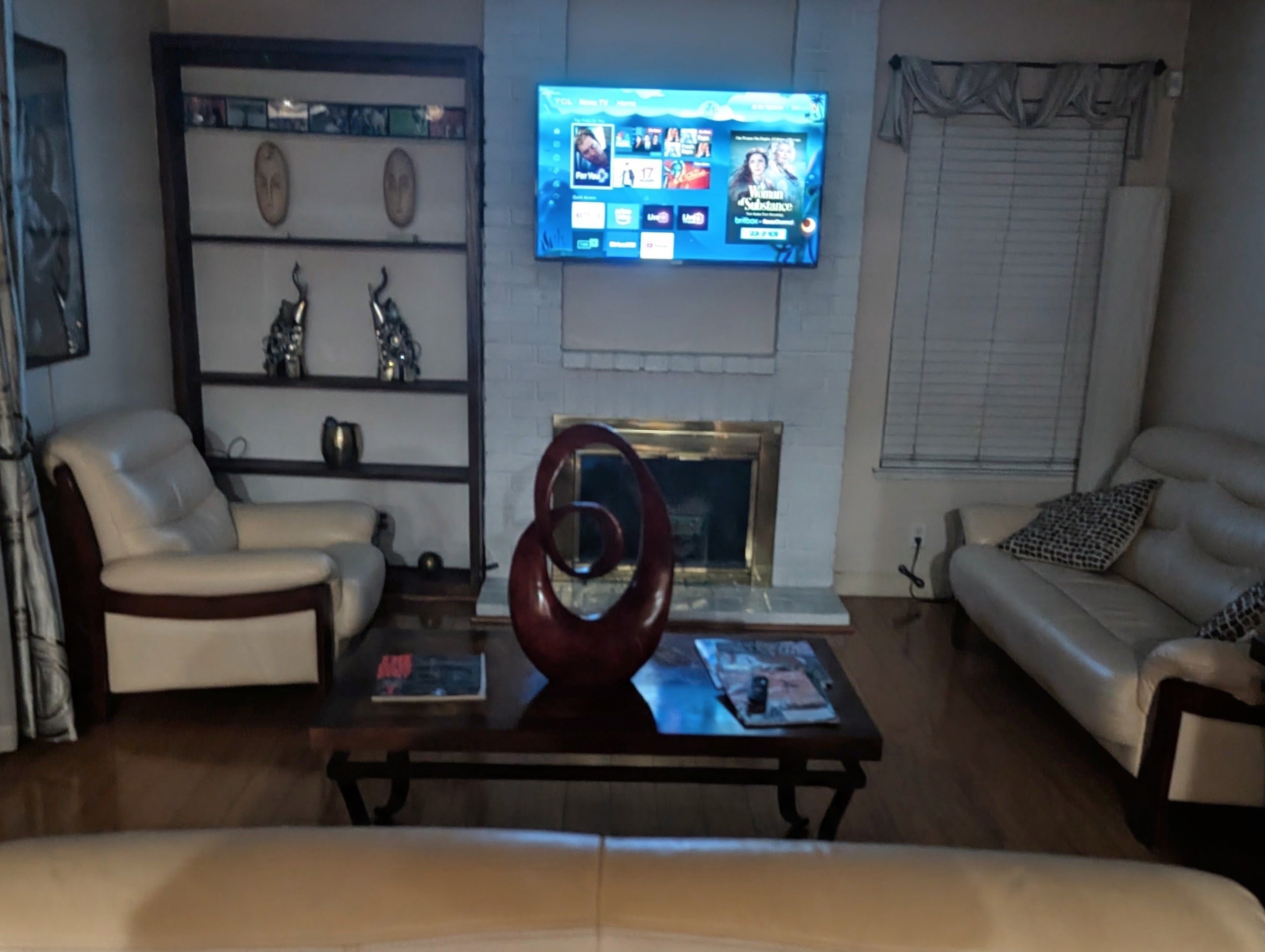 Modern Contemporary 3/2.5/2 home in excellent neighborhood