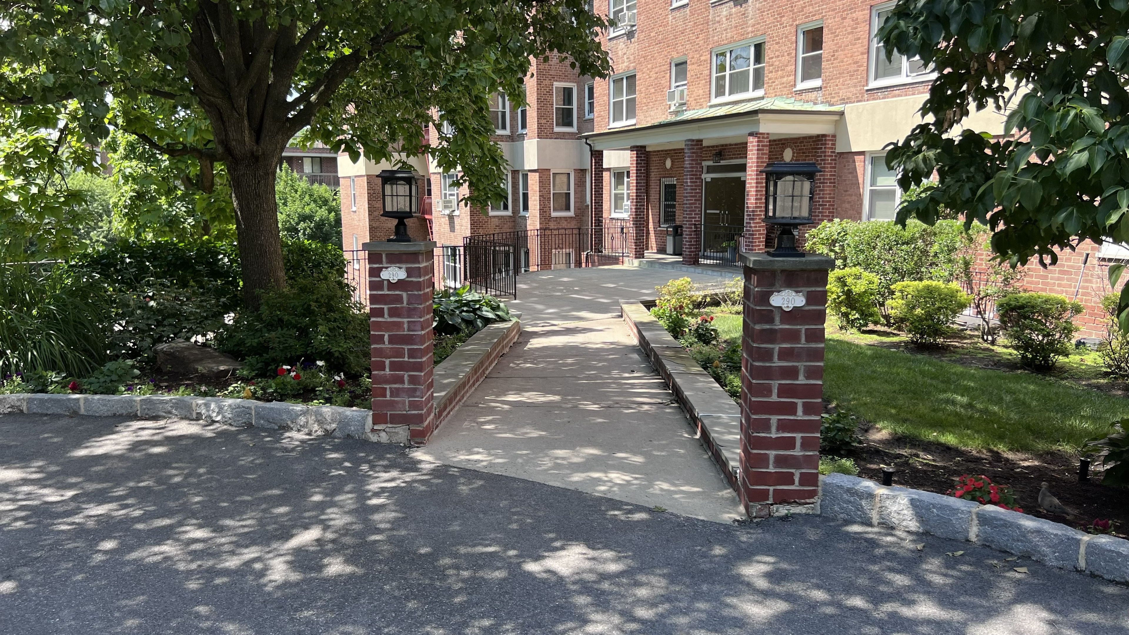 Prime Location-1 bedroom Coop- Fleetwood (Mount Vernon) NY