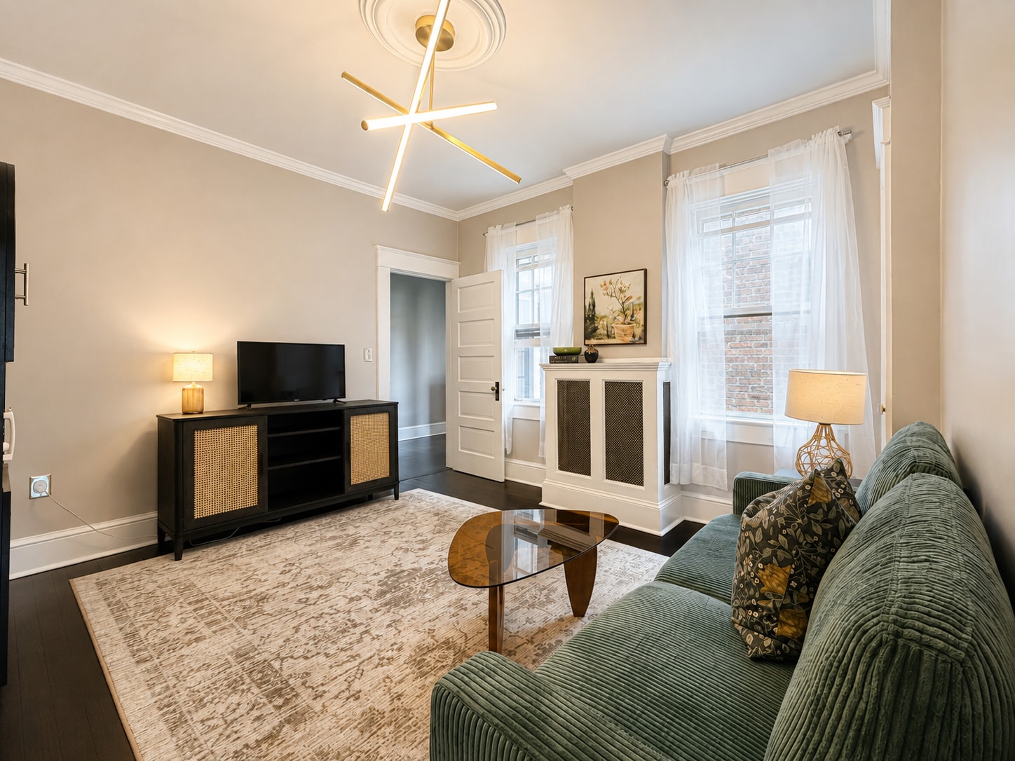 Private Suite in Downtown Frederick, Maryland